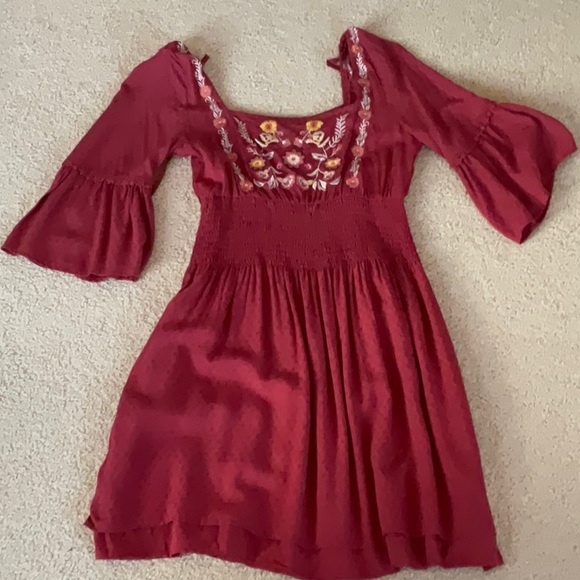 NWT Francesca’s Blue Rain Dress Red Embroidered Small - Picture 6 of 7